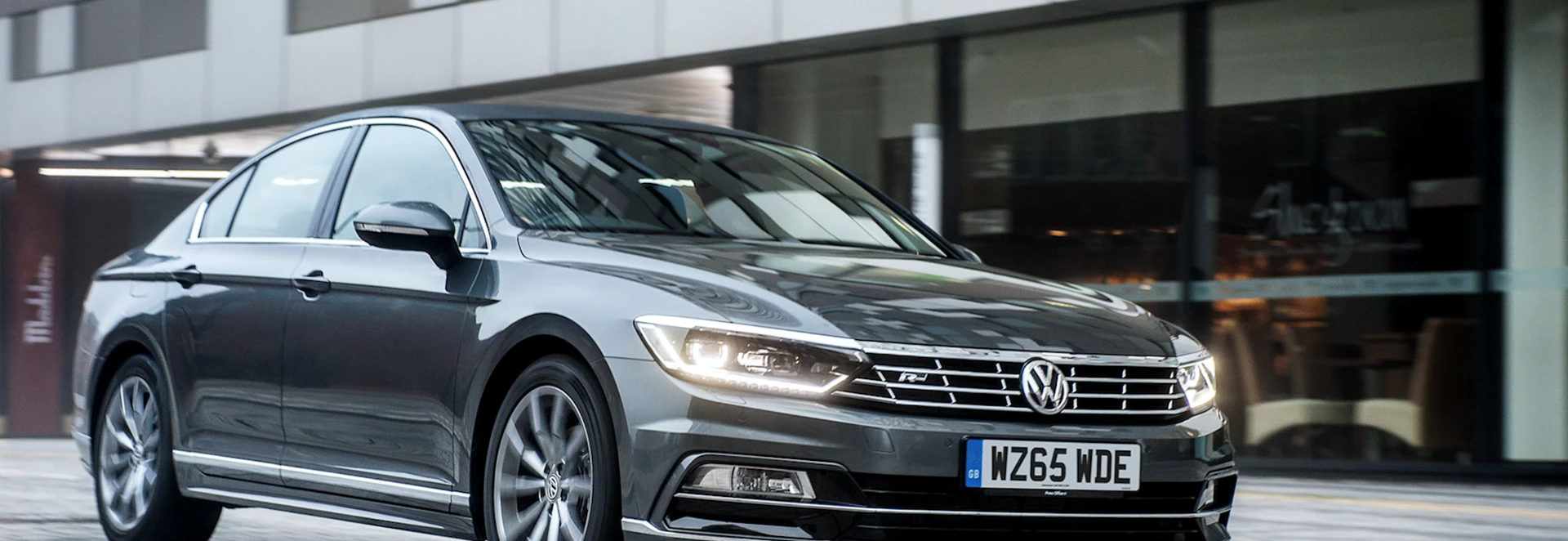 Volkswagen Passat: old vs new 